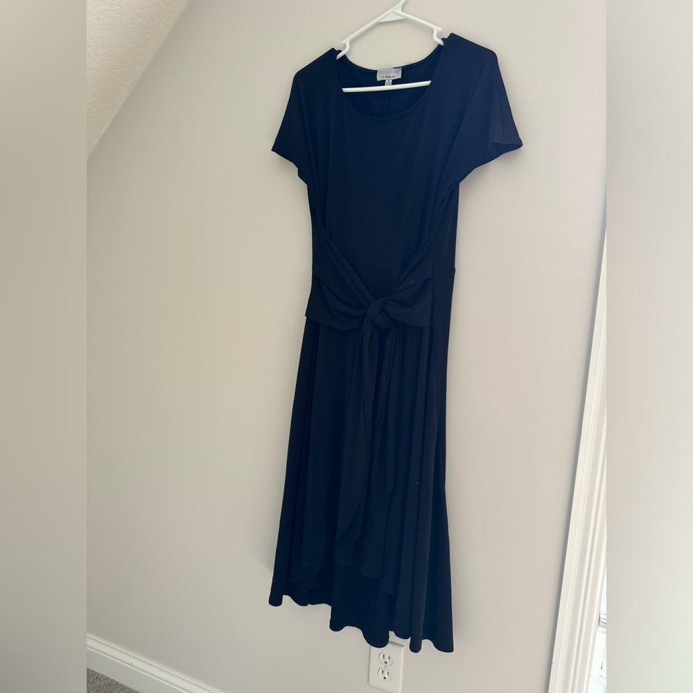 Signature By Robbie Bee - Black Dress